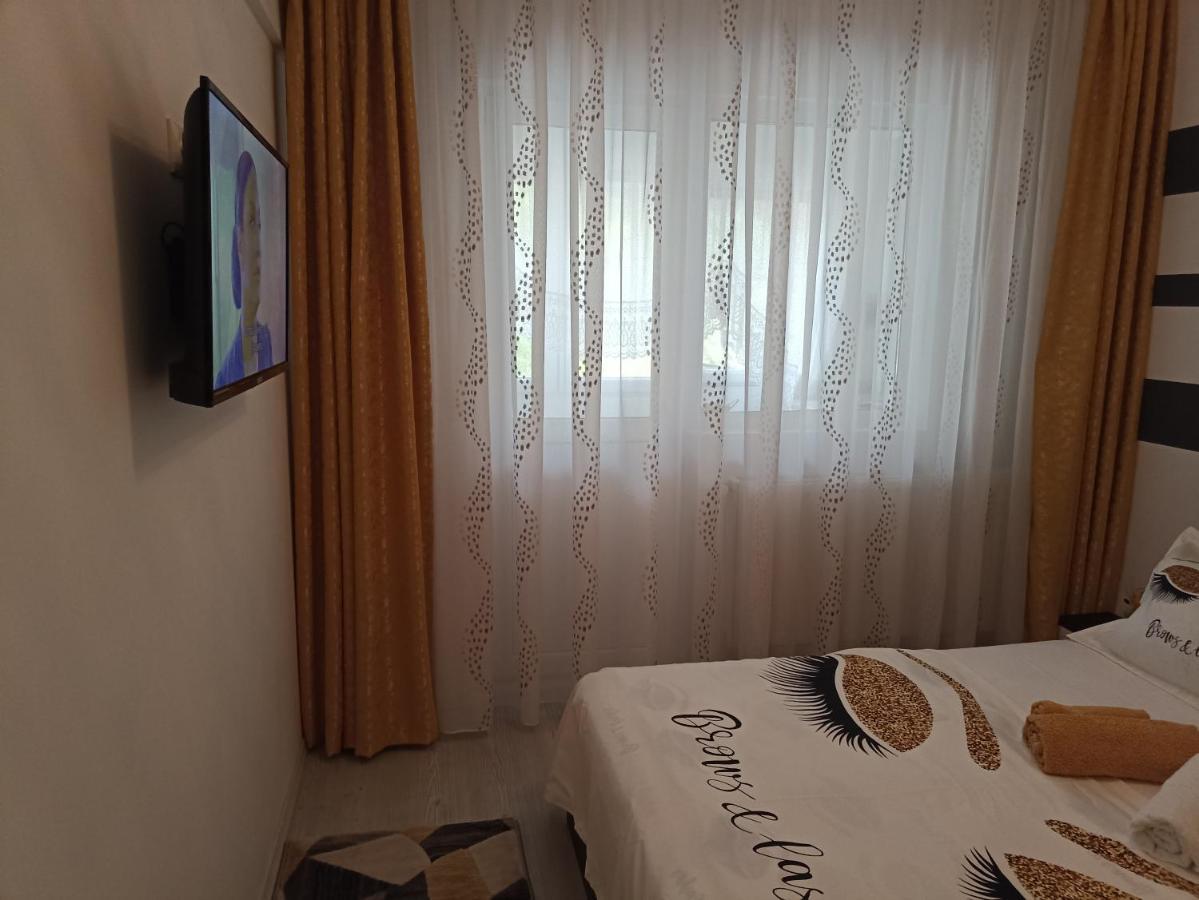 Apartament Sofy2 Băile Herculane Eksteriør billede
