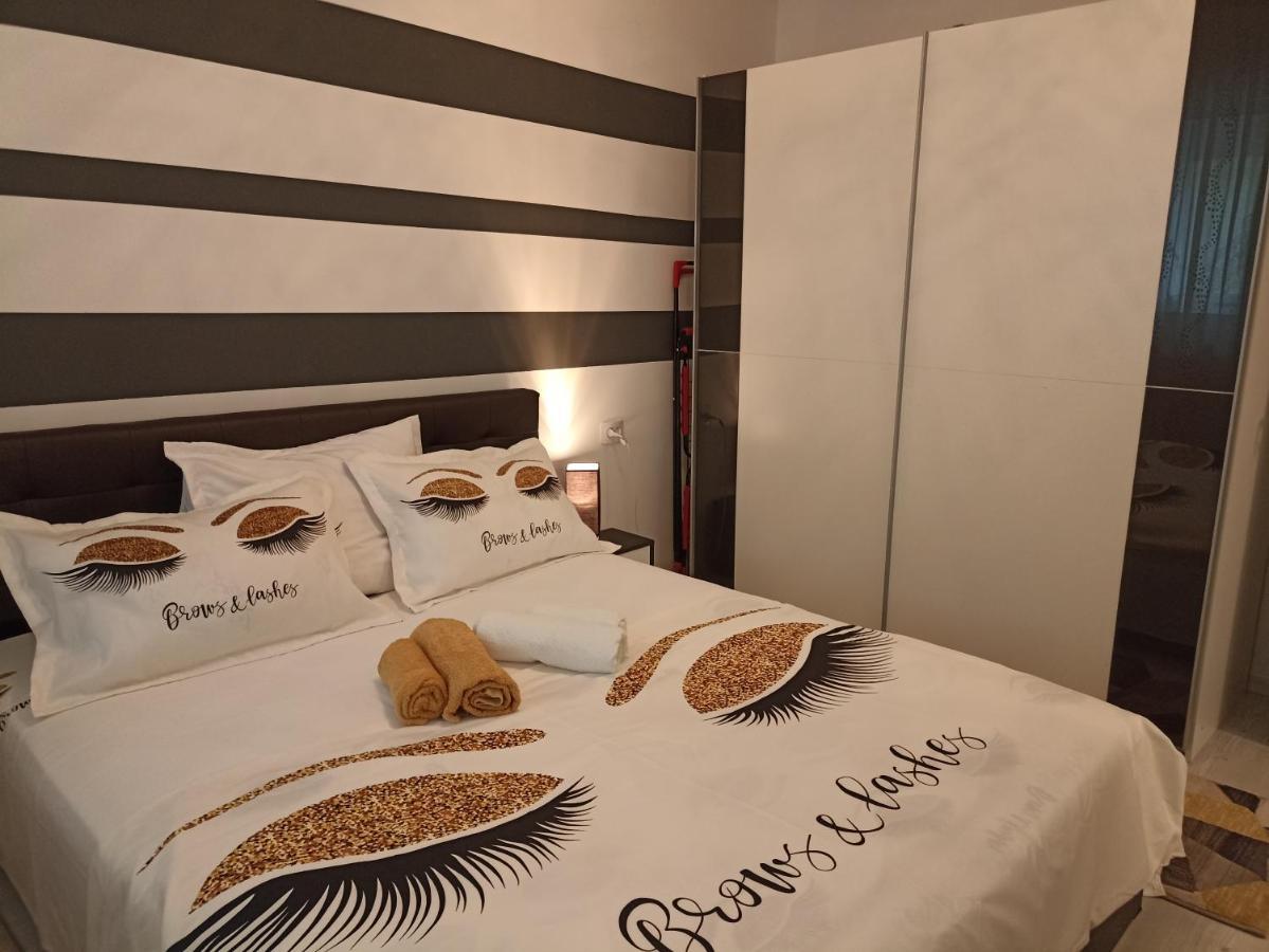 Apartament Sofy2 Băile Herculane Eksteriør billede